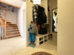Familienglück in Fischbach: Hochwertige DHH mit Garage und Stellplatz - Eingangsbereich